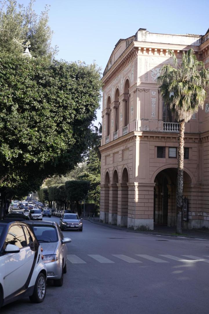 Al Teatro Verdi Luxury Apartamento *
